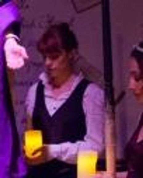 Allison Reeves Headshot