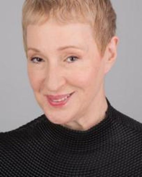 Florence Pape Headshot