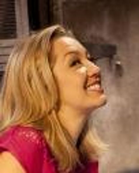 Jessica Howell Headshot