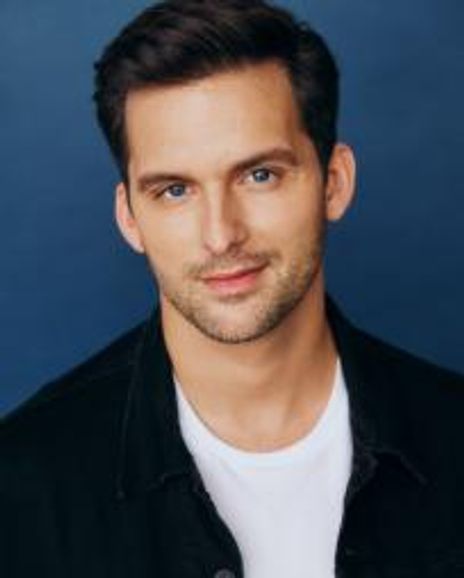 Sergi Robles Headshot