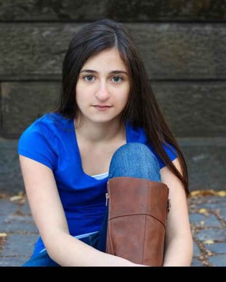 Alexa Valentino Headshot