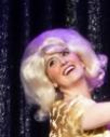 Shelley Rucker Headshot