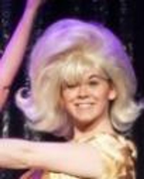 Erin Cessna Headshot