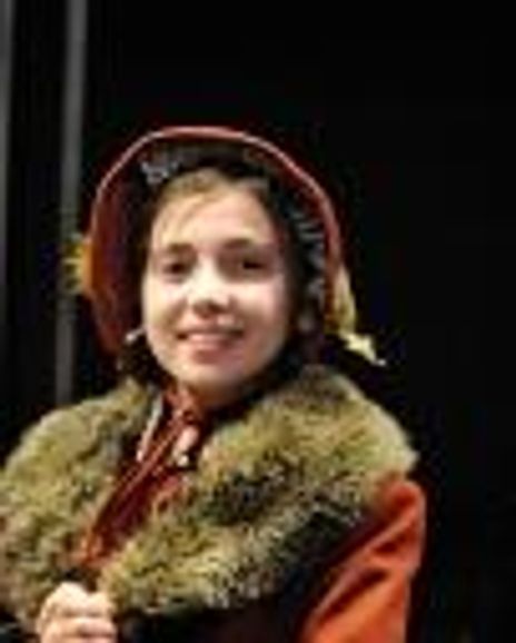 Emma Broomfield Headshot