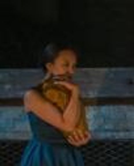 Stephanie Andrea Barron Headshot