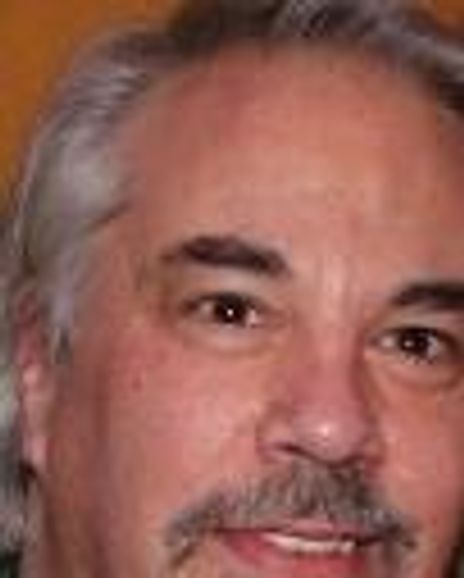 Ed Cachianes Headshot