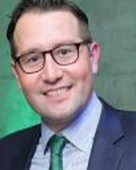 Martin Edlund Headshot