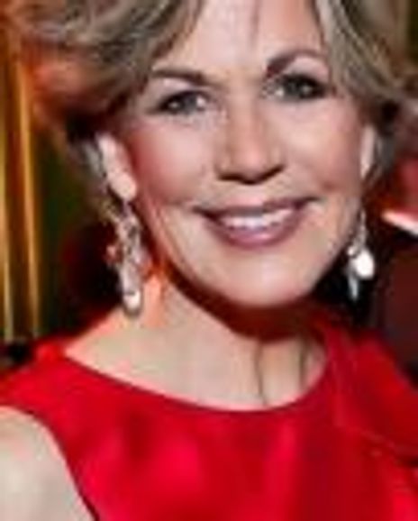 Greta Kreuz Headshot