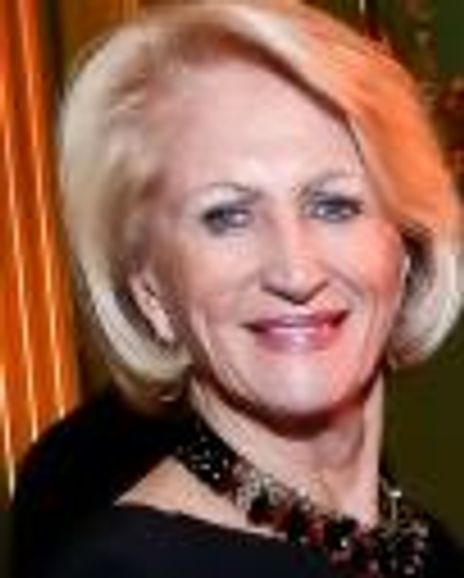 Maggie Shannon Headshot