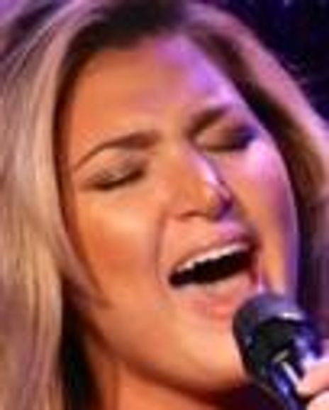 Isabelle sings This' Headshot