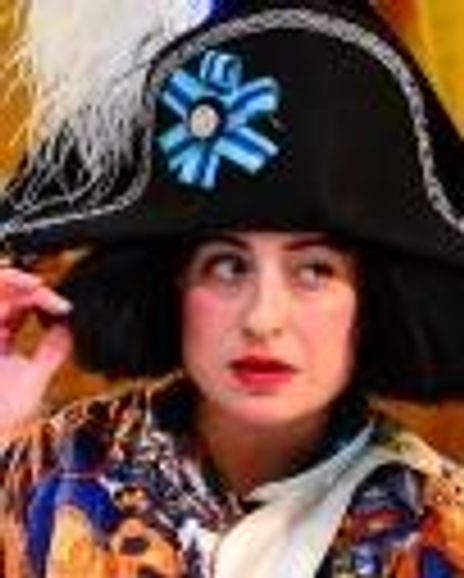 Christine Stulik Headshot