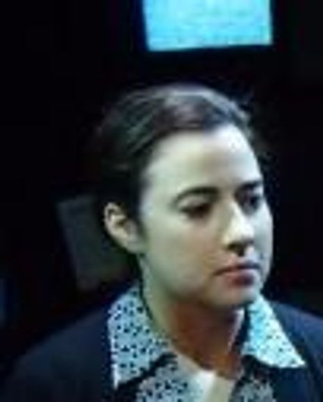 Julia Langholt Headshot