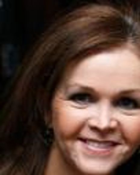 Kathy McCauley Headshot