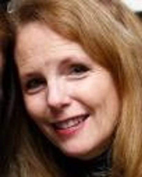 Cathy Curry Headshot