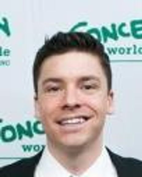 Andrew Schiller Headshot