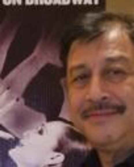 Lester Demetillo Headshot