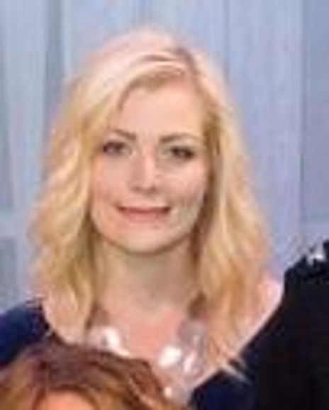 Amanda Morrow Headshot