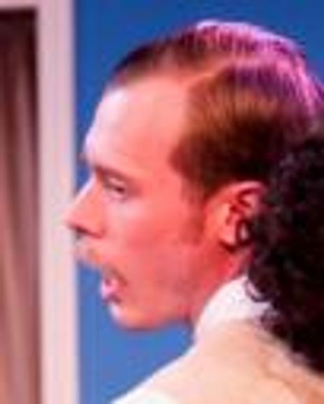 Taylor Stephenson Headshot