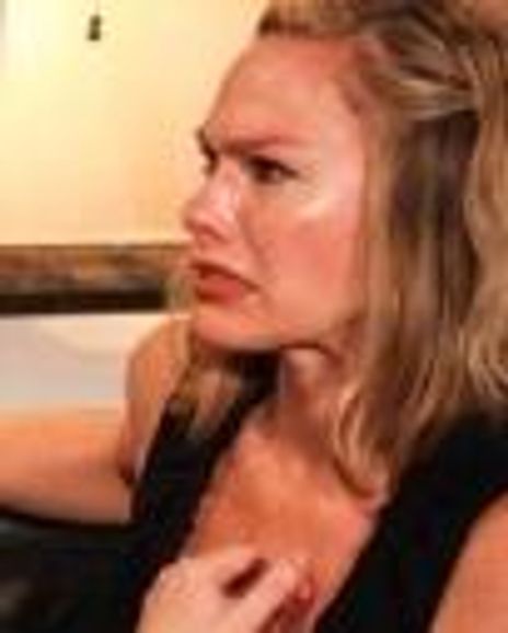 Carolyn Kruse Headshot