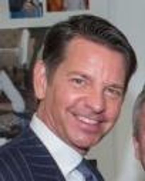 Greg Schreifer Headshot