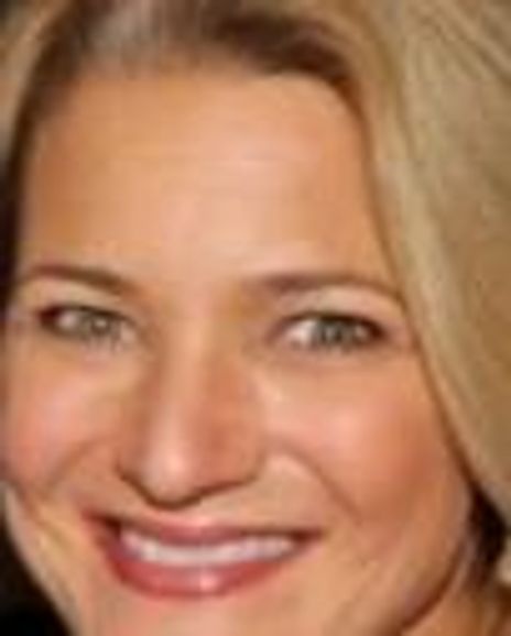 Janine Sharell Headshot