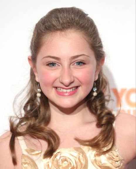 Sarah Charles Lewis Headshot