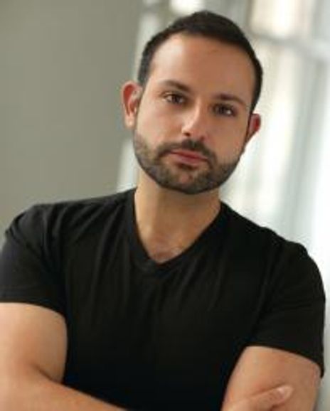 Louis Sallan Headshot