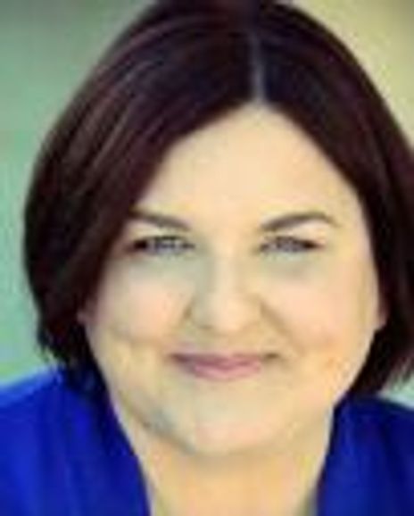 Ann Starbuck Headshot