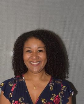 Gina Daniels Headshot