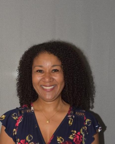 Gina Daniels Headshot