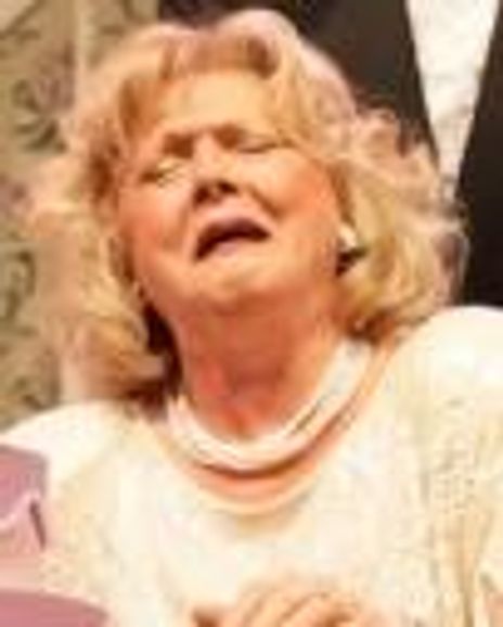 Karen Howell Headshot