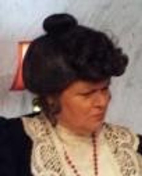 Marianne Krahulec Headshot