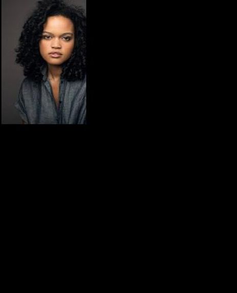 Danielle Davenport Headshot