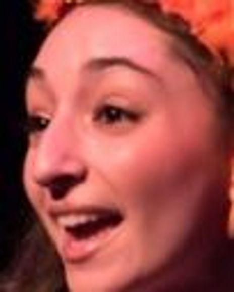 Allie Brault Headshot