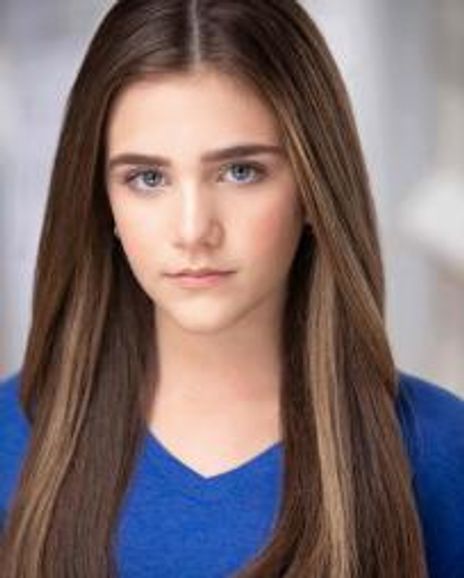 Amanda Swickle Headshot