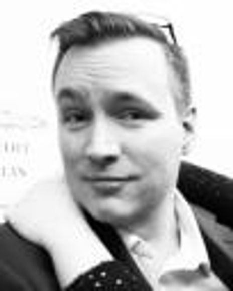 Robbie Rozelle Headshot