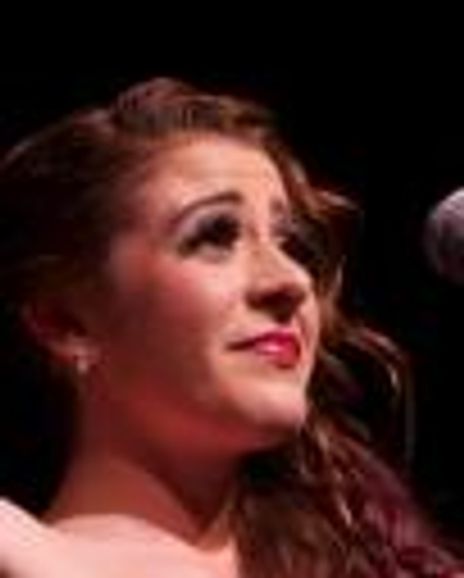 Natasha Edwards Headshot