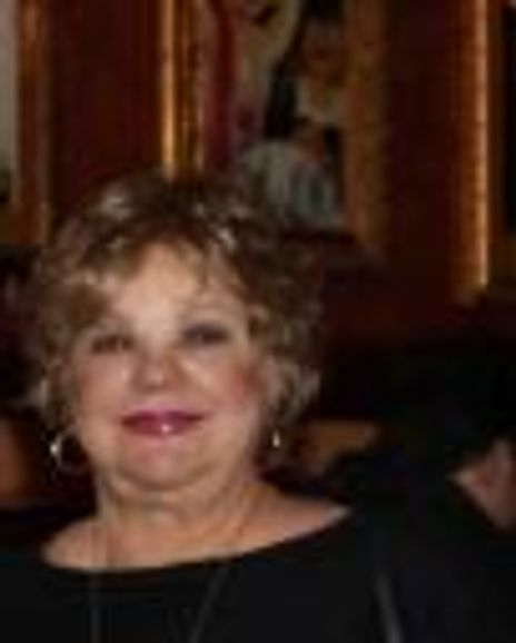 Joyce Breech Headshot