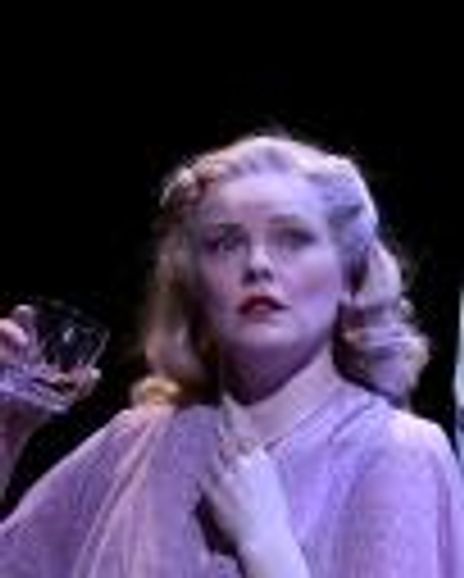 Kellie Krame Headshot