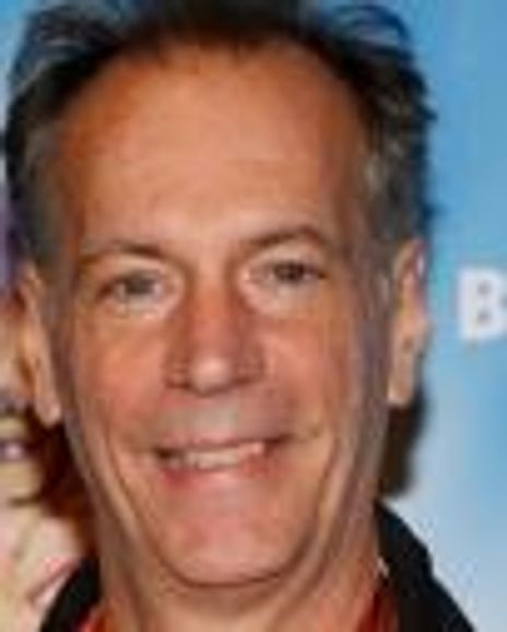 Robbie McIntosh Headshot