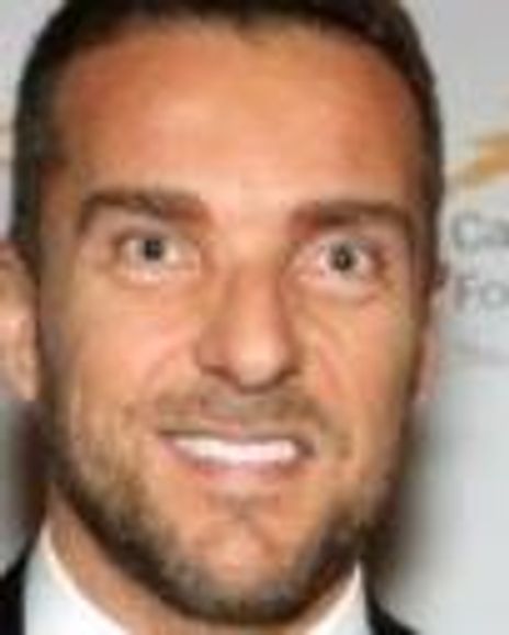 Mauricio Busa Headshot