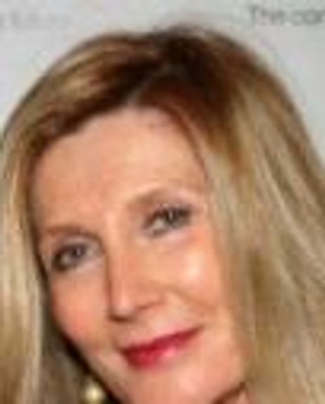 Rosana Levin Headshot