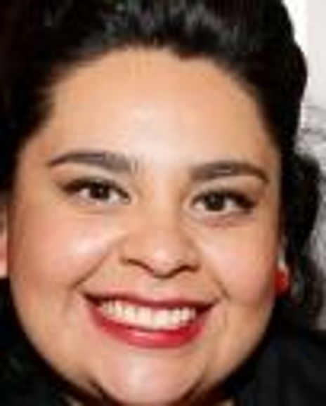 Vaneza Mari Calderon Headshot