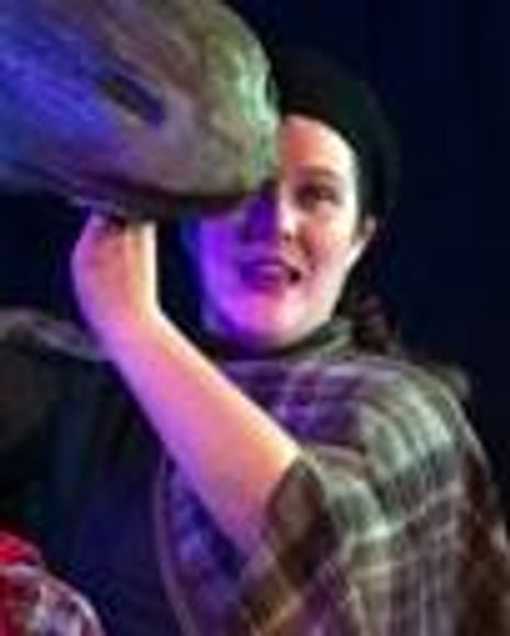 Katie Brown Headshot