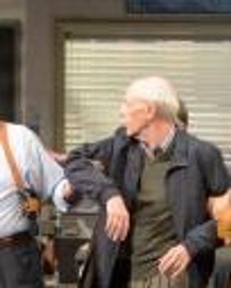 Dan Leonard Headshot