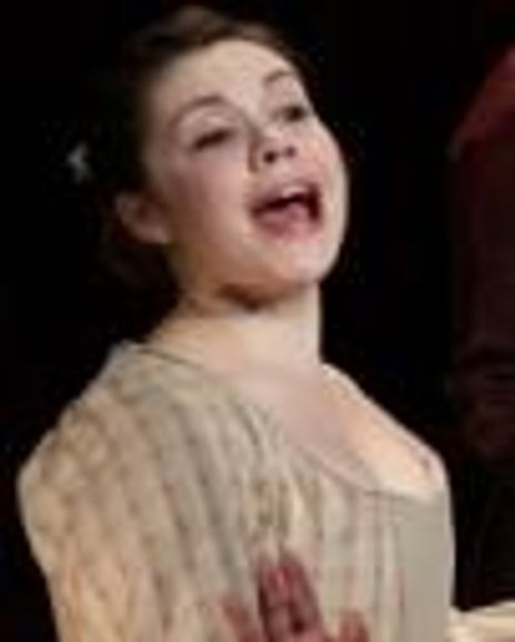 Lauren Swan-Potras Headshot