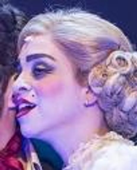 Marisa Duchowny Headshot