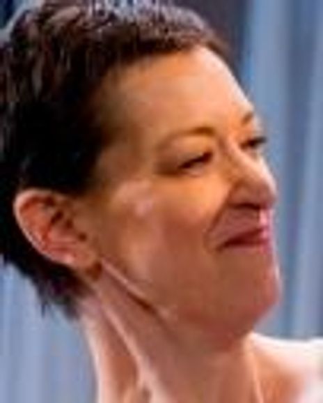 Lesley Gurule Headshot