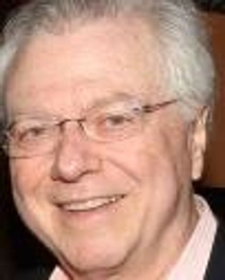 Andrew Levy Headshot