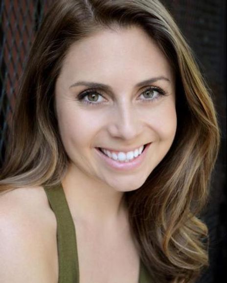 Ashley Harris Headshot